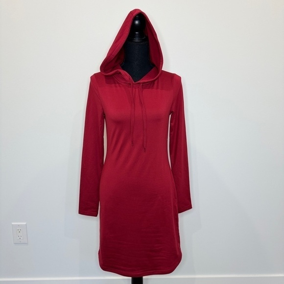 Derek Heart Long Sleeve Hooded Red Dress (S) - Picture 1 of 5